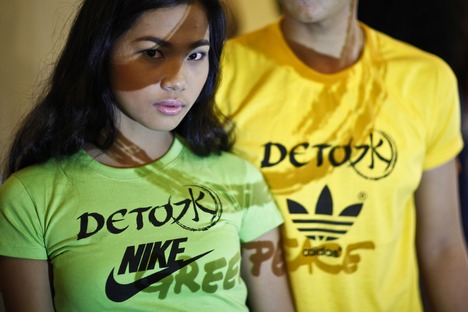 Żródło: http://advertising.chinasmack.com/wp-content/uploads/2011/07/Greenpeace-Detox.jpg